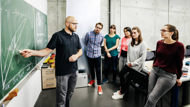 Eğitim Sektöründe Bayilik Veren Firmalar