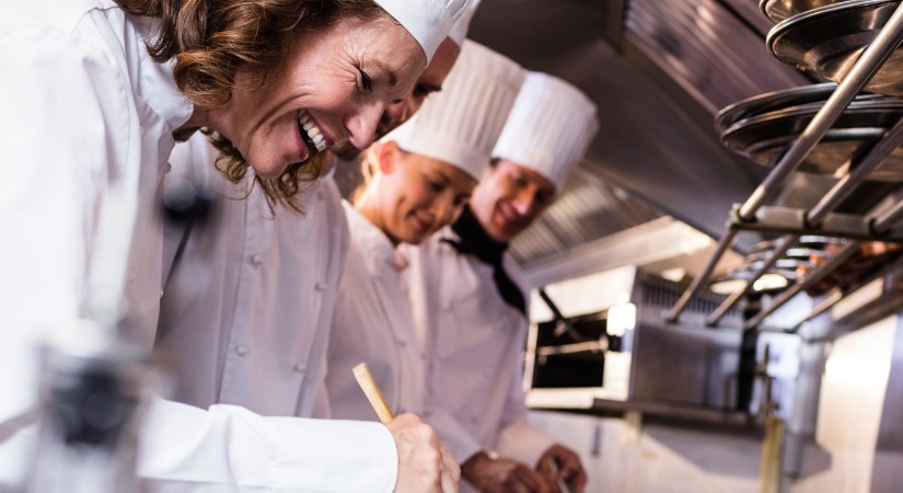 Aile Ekonomisi ve Beslenme Öğretmeni Nasıl Olunur ve Maaşları