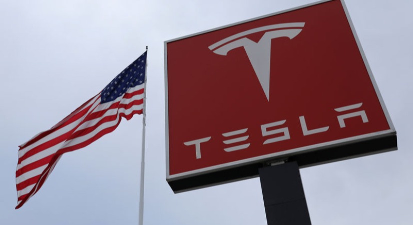 Elon Musk, 3,95 Milyar Dolar Değerinde Tesla Hissesi Sattı