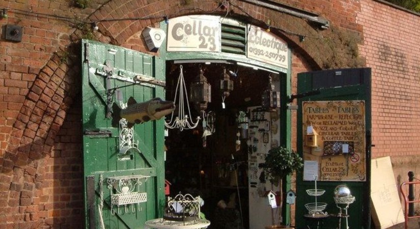 İngiltere’de İş Kurmak İçin Düşük Maliyetli İşler