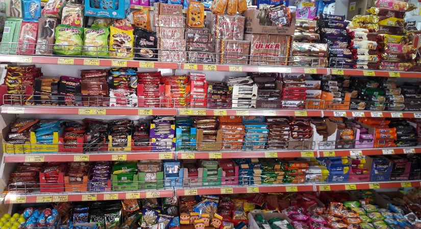 Her İsteyen Bakkal, Kasap ve Manav Dükkânı Açamayacak