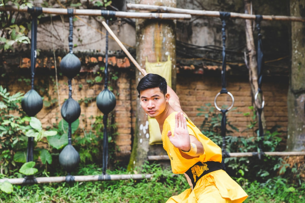 Kung Fu Yapan Budist Genç Rahip
